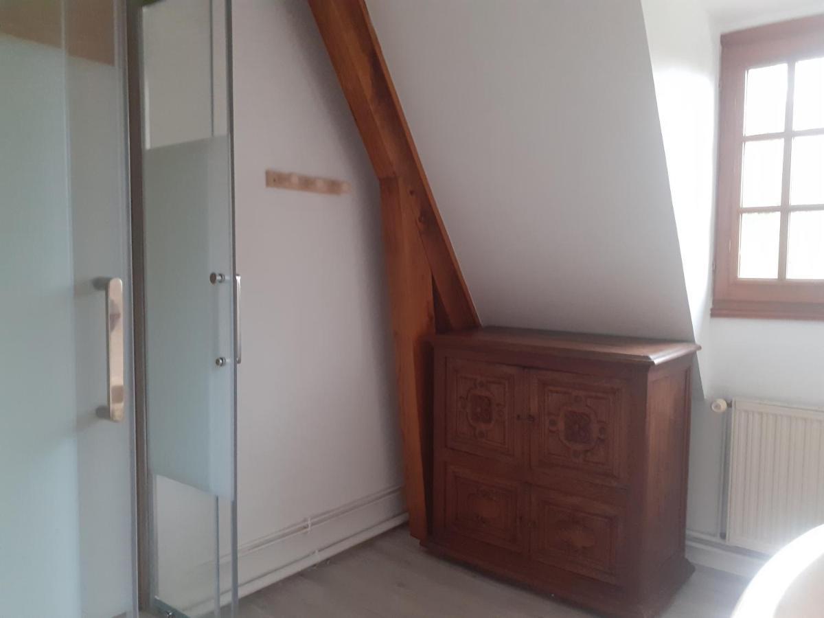 Gite Les Vignettes Bourgeauville Bagian luar foto